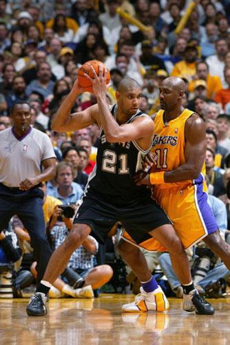 nba邓肯和拉塞 邓肯在NBA季后赛总数据榜上留下了多少神迹(4)