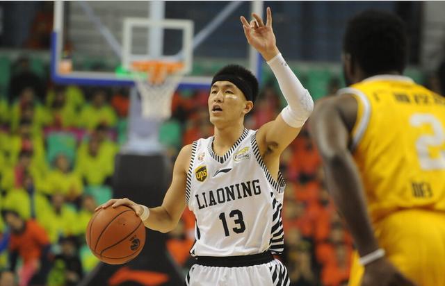 中国篮球队为啥没有郭艾伦 中国男篮最被高估的球员(3)