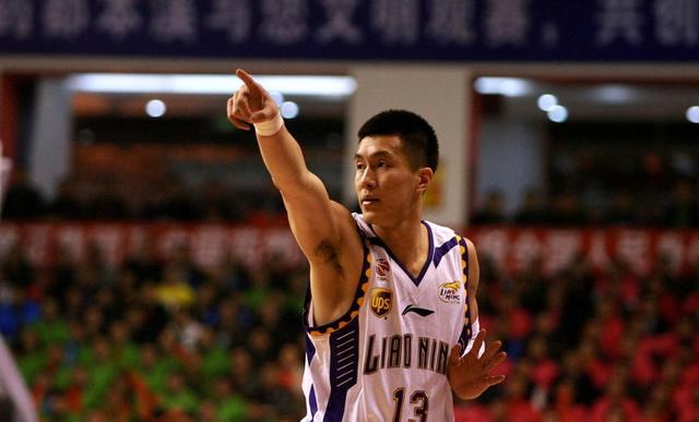 中国篮球队为啥没有郭艾伦 中国男篮最被高估的球员(4)