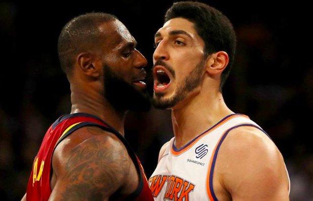 nba摄像亲吻尴尬 NBA球员之间“亲吻照”多尴尬(5)