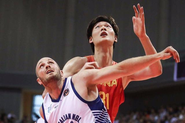 王哲林nba经历 王哲林为什么不去NBA历练(5)
