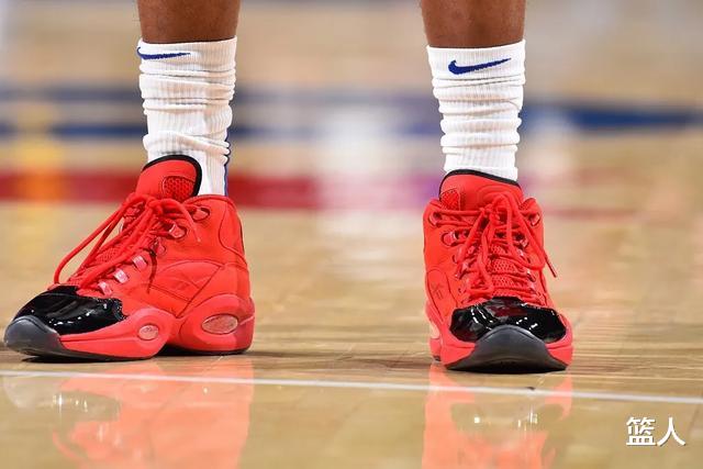 NBA球员上脚：76人队的球鞋，恩比德穿紫金配色战靴！(12)