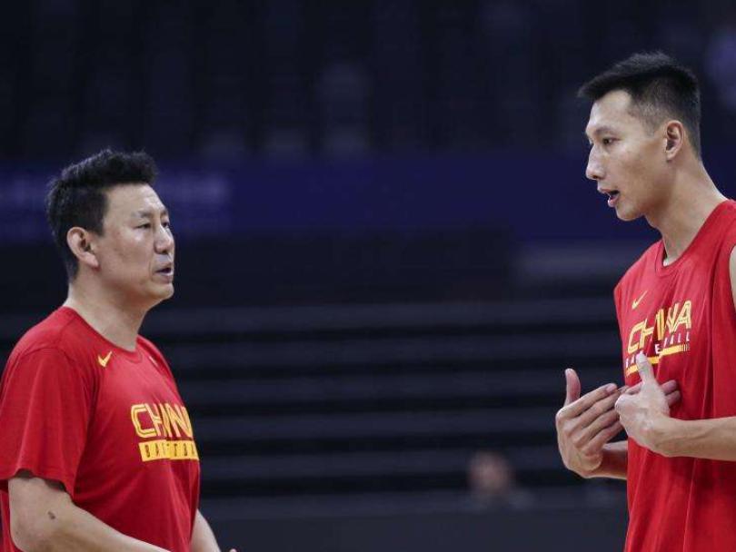 中国男篮最硬球员，最后却沦为“背黑锅”！(2)
