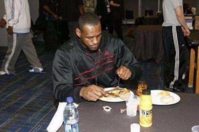 nba球员伙食费多钱 NBA球员饭量有多大(4)