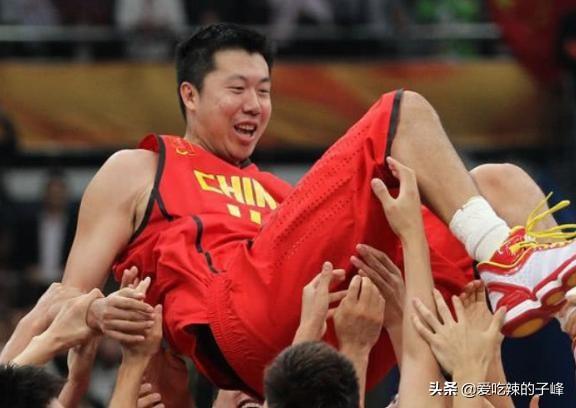 第一个nba中国人 第一个进入NBA的中国球员(1)