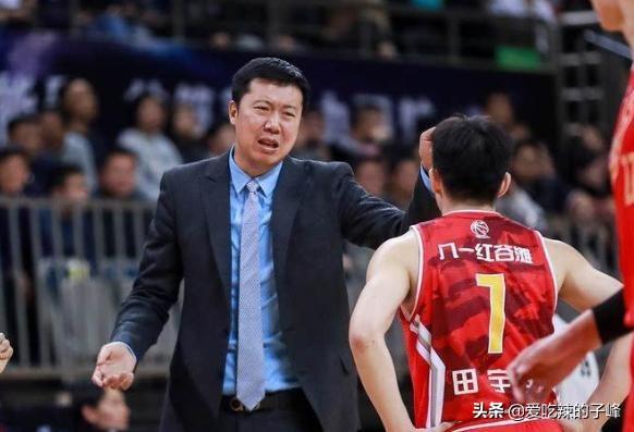 第一个nba中国人 第一个进入NBA的中国球员(4)