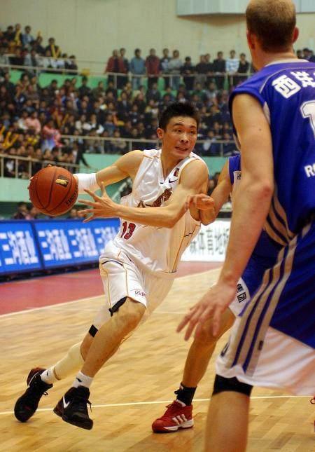nba三分球中国球员 中国篮坛八大三分神射(2)