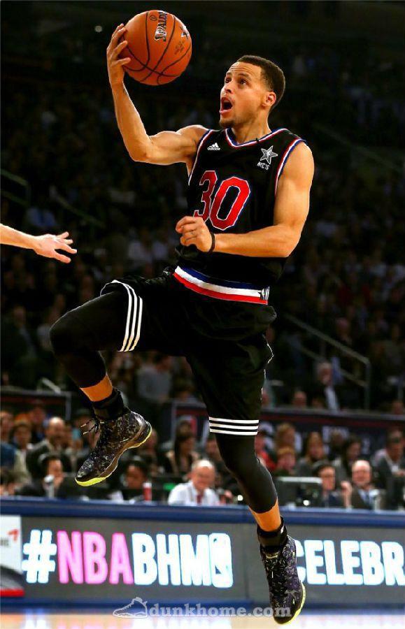 2015nba全明星战靴 NBA全明星正赛球鞋上脚一览(11)