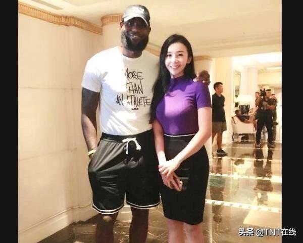央视nba中国解说员 NBA中国解说界的俊男靓女(4)