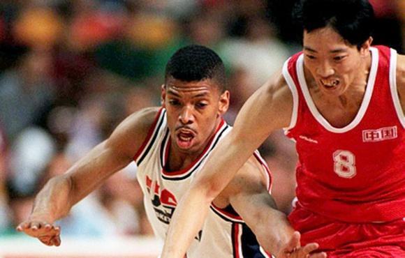 有几位中国人加入nba 所有中国球员进入NBA球队名单(3)