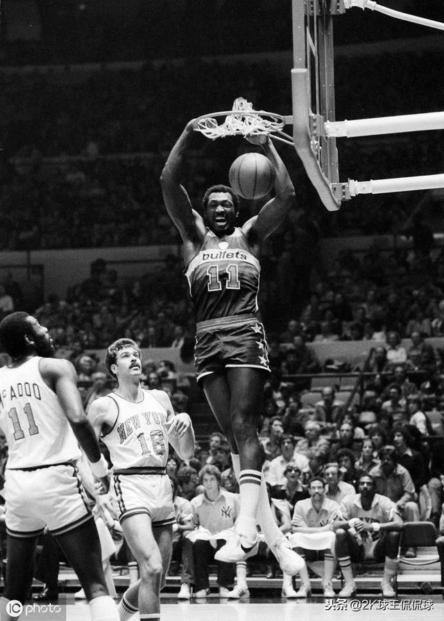 nba关于篮板的相关记录 「得篮板者得天下」NBA历史上的十大篮板狂人(4)
