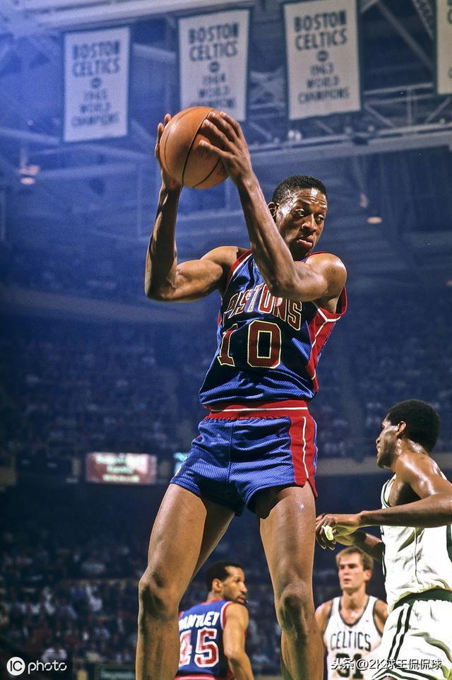 nba关于篮板的相关记录 「得篮板者得天下」NBA历史上的十大篮板狂人(5)