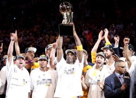 nba09年总冠军 2009年NBA总冠军洛杉矶湖人队(2)