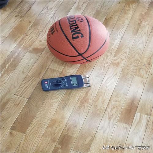 nba赛场用什么铺的 NBA篮球场铺装的体育运动木地板了解一下(4)