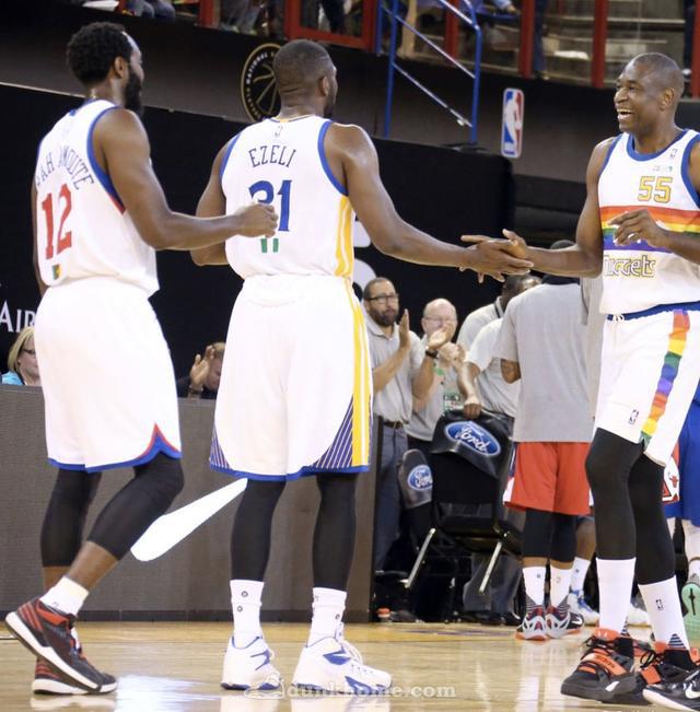 nba2015非洲赛 NBA非洲赛球员上脚鞋款一览(14)