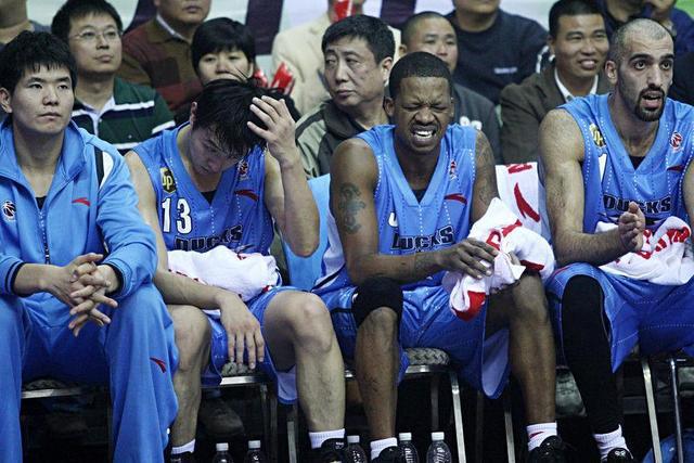 nba停摆期间来中国打球的人 NBA球星来中国打球好捞钱(1)