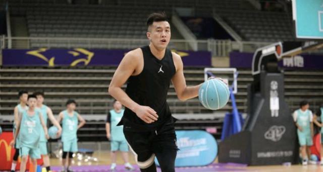 中国男篮运动员公然打假球，官方给出严厉处罚(1)