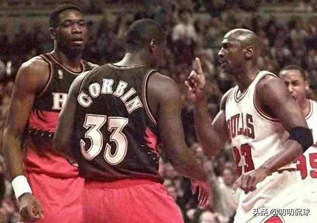 1997nba公牛老鹰 1997年NBA选出50大巨星(8)