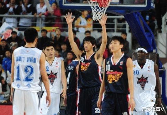 正式退役！广东宏远名将告别CBA赛场 离开中国篮坛(3)