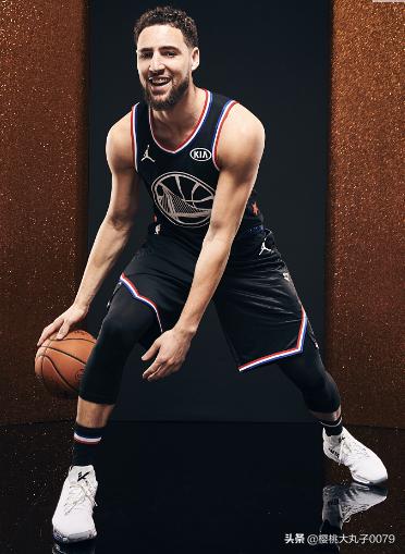 2017nba全明星半身写真 2019年NBA全明星正赛球员写真(15)
