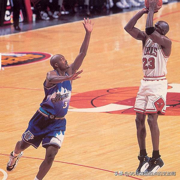 nba.1997.总决赛 1997年NBA总决赛第一场——完美的压哨绝杀(8)