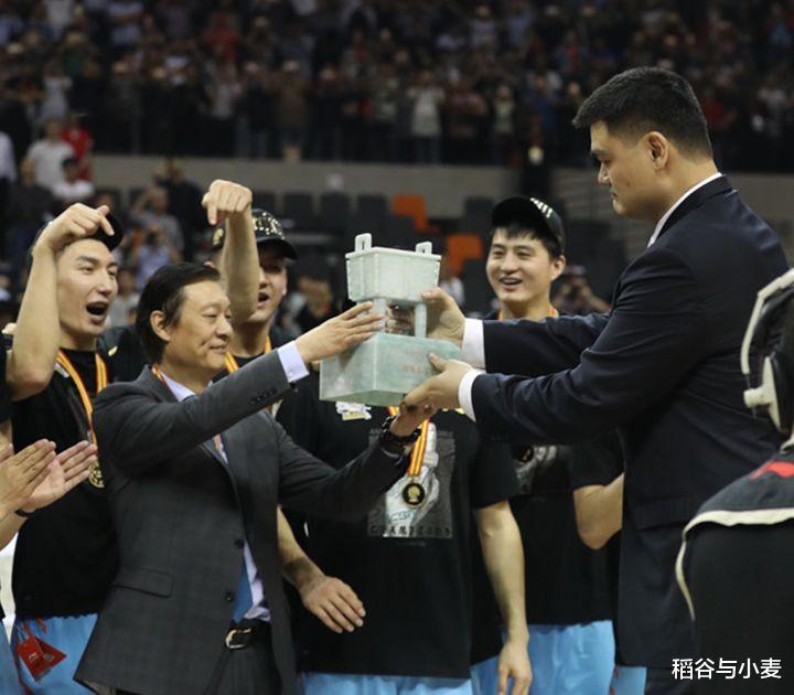 冠军教练李秋平去哪了？如何客观评价他的执教水平？(2)
