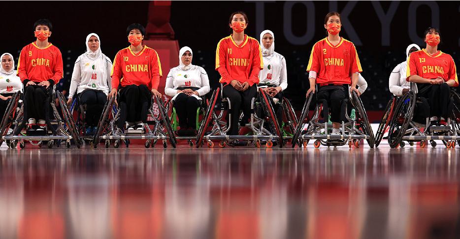 杀疯了！中国轮椅女篮1分险胜美国，半场大逆转，全胜晋级八强(4)