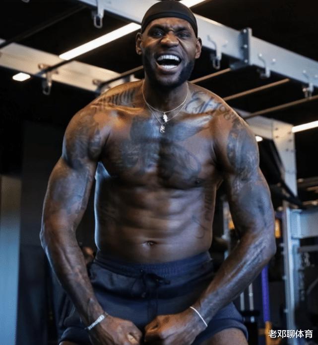 NBA现役8大肌肉男，格里芬8块腹肌 威少胸肌像充气(6)