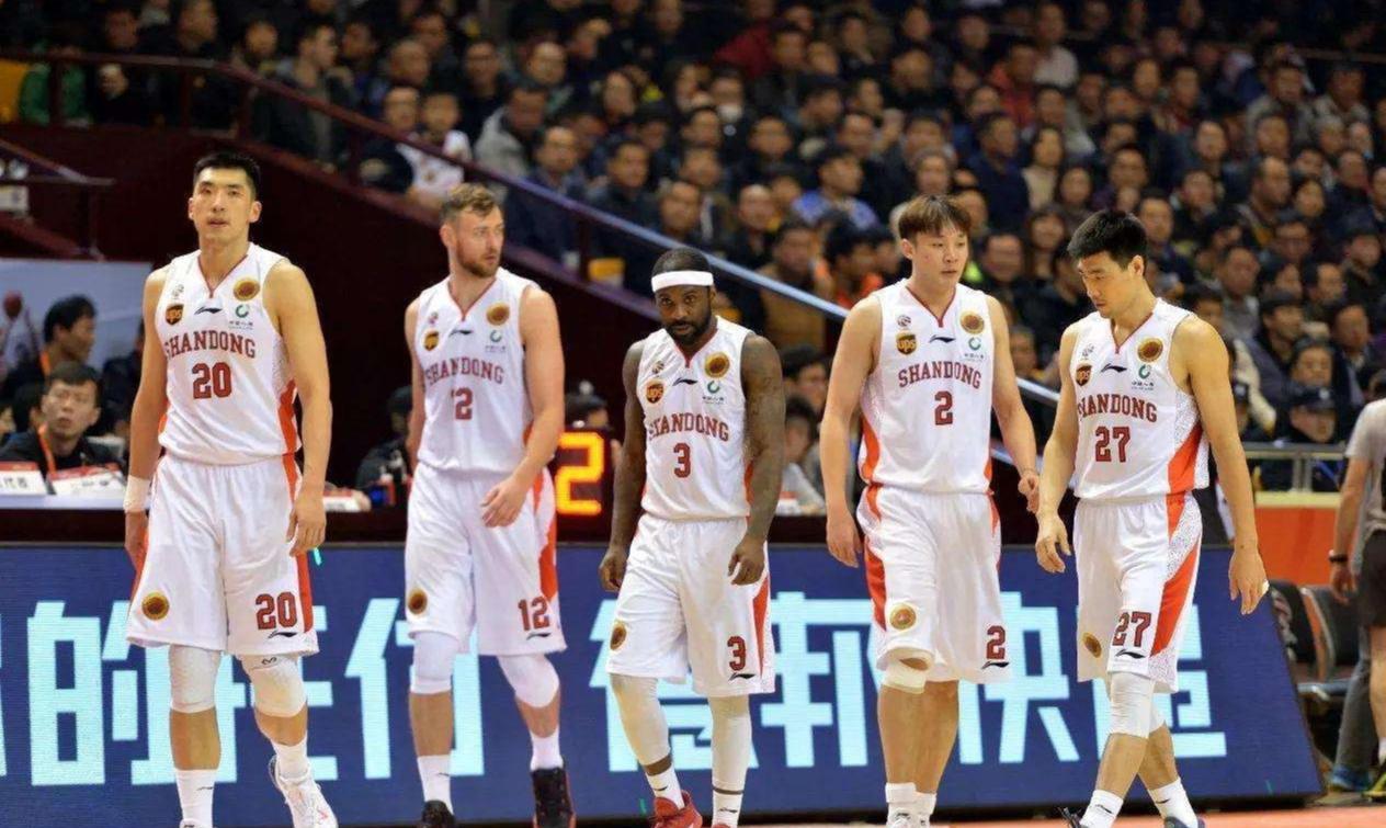 CBA：圈子文化伤害中国篮球，山东高速男篮破除陈规遭受天大质疑(1)