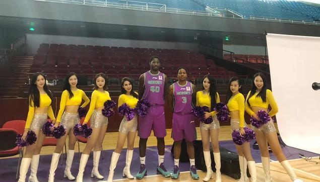 CBA：圈子文化伤害中国篮球，山东高速男篮破除陈规遭受天大质疑(3)