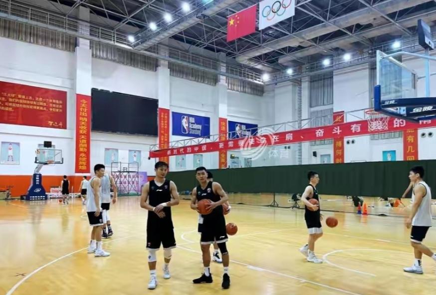 现在的中国男篮，从篮协，俱乐部再到球员都是历年来最差的(3)