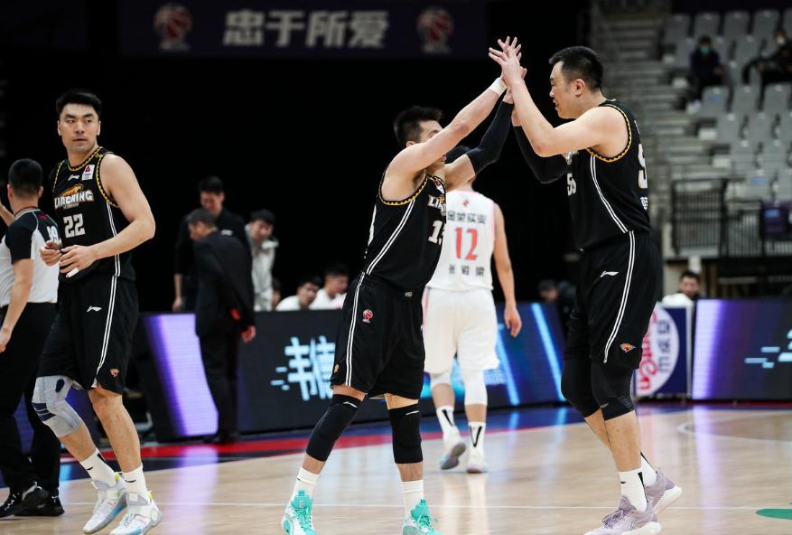 中国男篮大名单再更新！广东2后卫遭除名，辽篮球星开始当家(4)