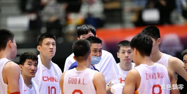 中国男篮新消息！12人大名单曝光，杜锋指导弃用22岁王牌(3)