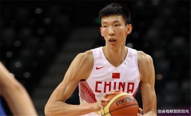18点4分，篮球世界杯重大官宣，恭喜217cm战神，杜峰赚了900万？