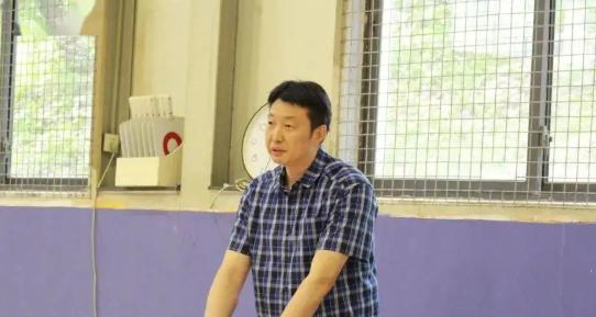 深夜突传噩耗！中国篮球功勋教练因病离世，年龄只有55岁(3)