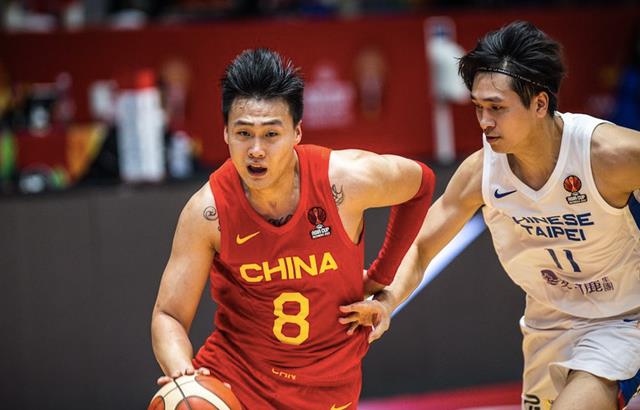 中国男篮亚洲杯失利，三后卫阵容引热议，杨毅一席话戳中要害(2)