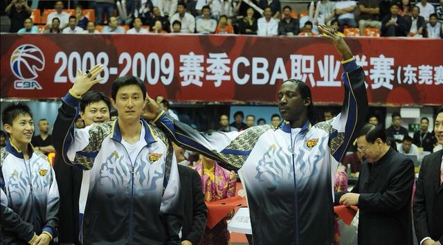 中国篮球名人堂，允许外援入选，以特别贡献的形式，哪些人有资格(2)