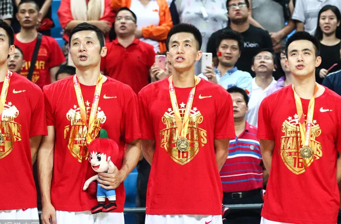 中国男篮后卫线刘炜与郭艾伦相比，谁才是最强核心后卫？郭艾伦或技高一筹