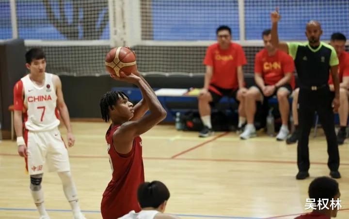 中国男篮输给美国大学生，中美篮球的实力差距究竟有多大？(6)