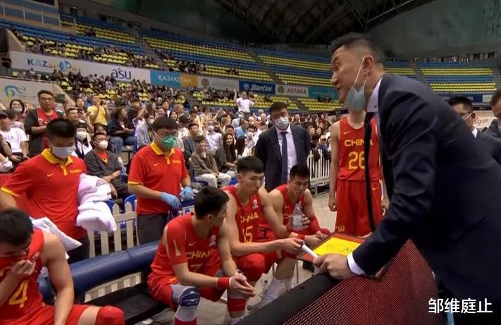 单节7分8失误，中国男篮判若两队，赢球高兴不起来，如何立威立信