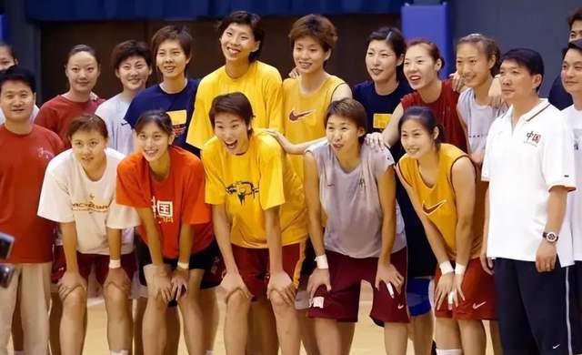 陈楠：中国女篮16年的内线顶梁柱，为了国家队高龄复出，现状如何(5)