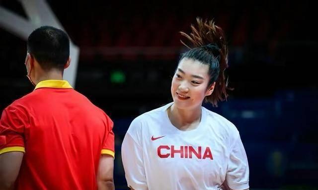 中国女篮到底有什么特点？苏群一番话把女篮特点刻画得很透彻(2)