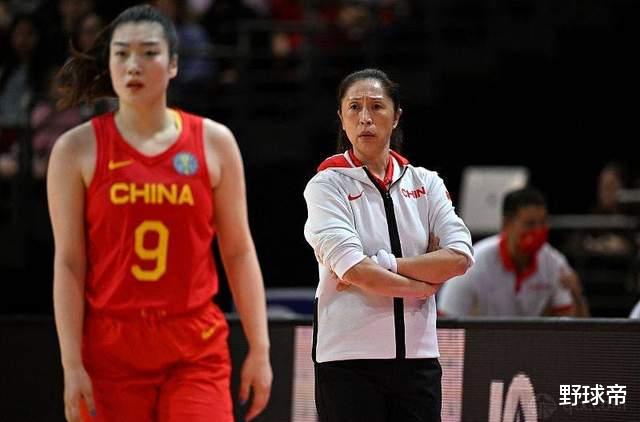 59岁生日！中国女篮主教练，什么来头？做了13年助教，来自武汉！(1)