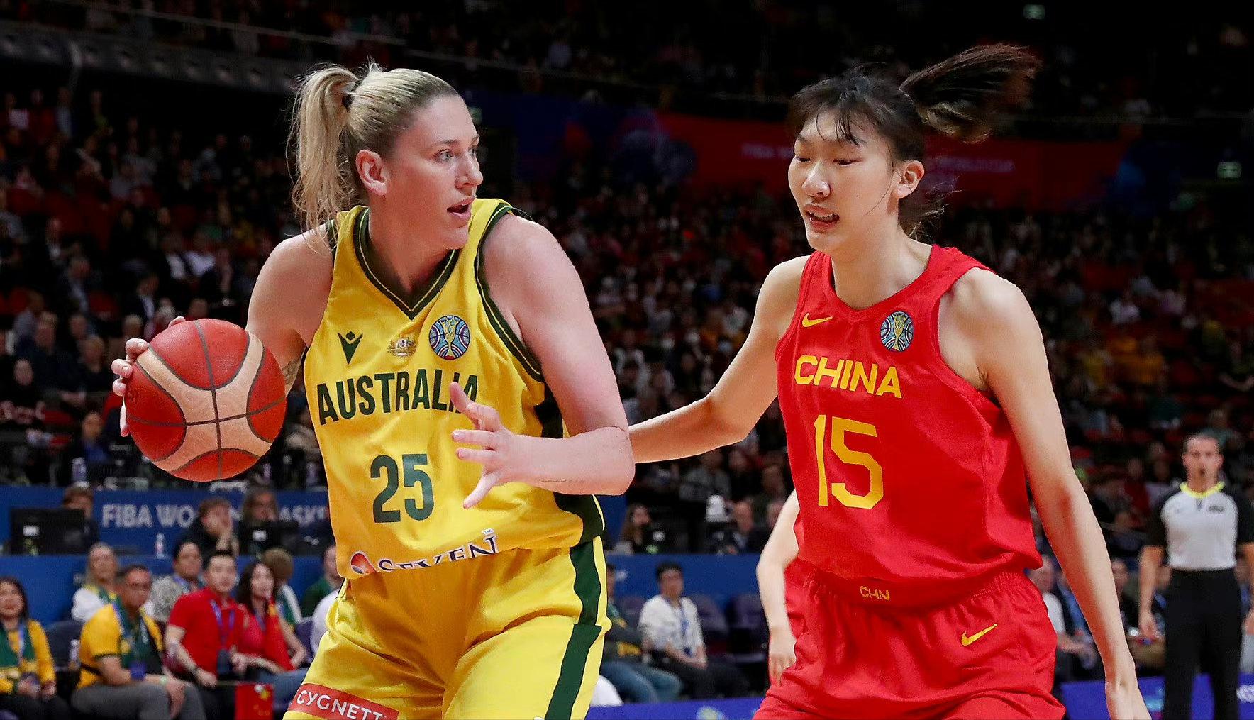 战术封神！郑薇指导大胆轮换，中国女篮送惊喜，团体篮球真的有用(2)