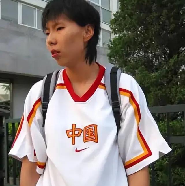 中国女篮前队长陈楠：嫁2米04青梅竹马生娃，如今39岁当助理教练(1)