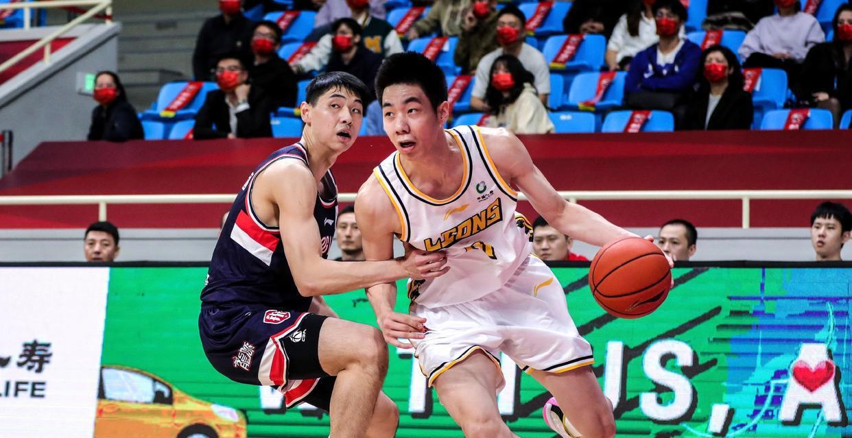祝铭震、朱俊龙，会是中国男篮的精英3D？(3)