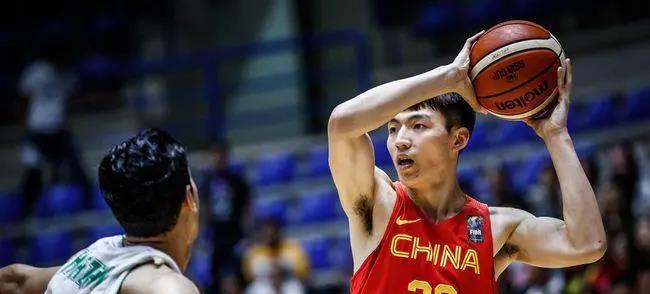欧洲媒体爆料！中国篮球最新调整引爆争议，杜锋遭打击，球迷吐槽(5)