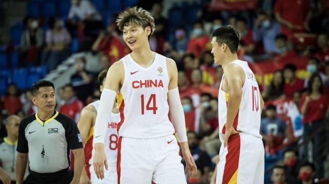 中国男篮顺利晋级，杜峰言语含告别之意，澳大利亚弃赛影响巨大(3)