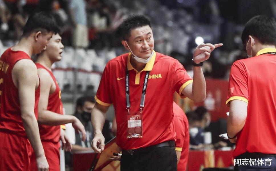杜锋走马上任新职务，担任体育推广大使，为中国男篮做着贡献！