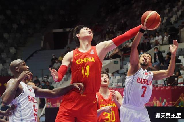 不出意外！以下4人最有可能成为新一届中国男篮全能锋线